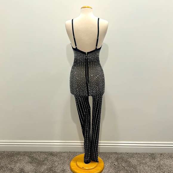 RHINESTONE JUMPSUIT, SIZE EXTRA SMALL/SMALL, NWOT,ADJUSTABLE STRAPS - Picture 7 of 8